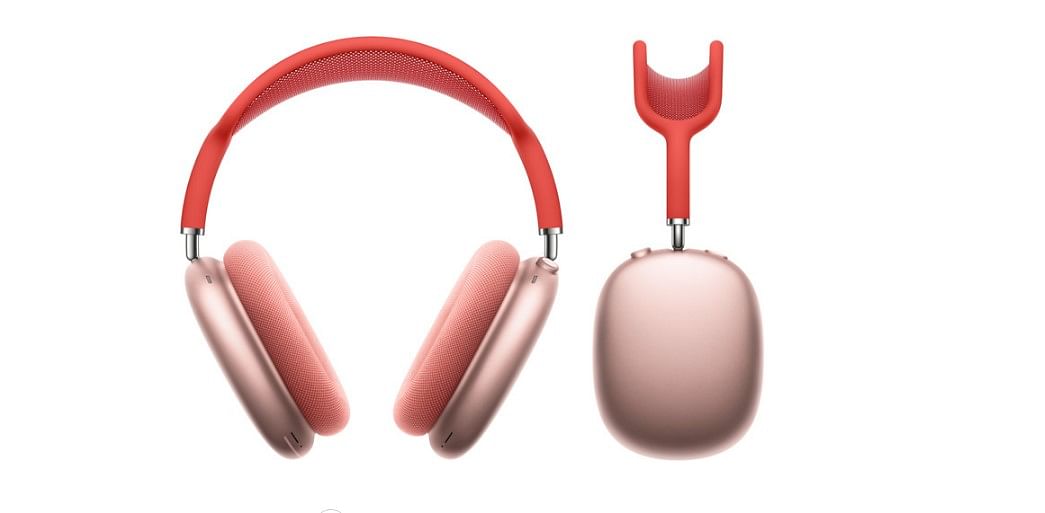 AirPods Max pink model. Credit: Apple