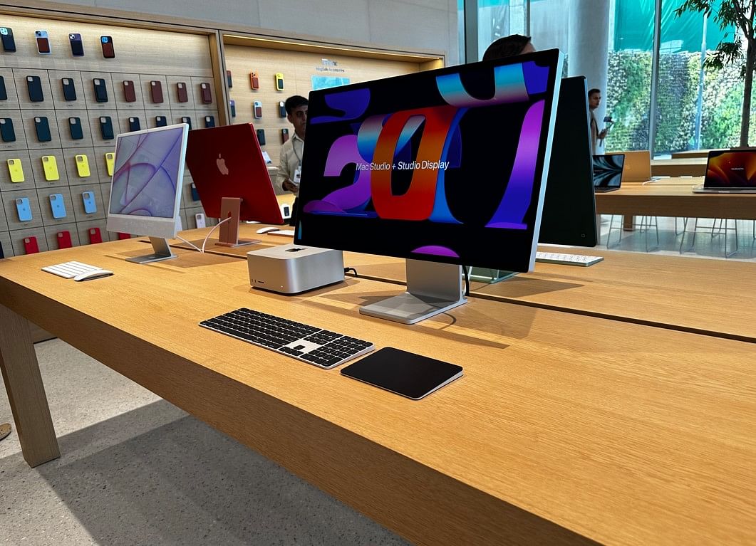 Apple iMacs with accessories on display at Apple BKC. Credit: DH Photo/KVN Rohit