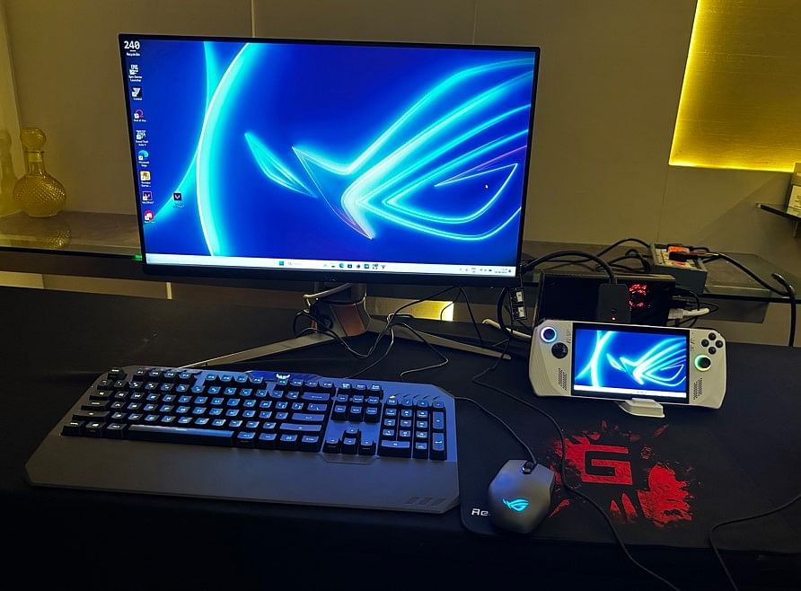 Asus ROG Ally connected to a PC. Credit: DH Photo/KVN Rohit