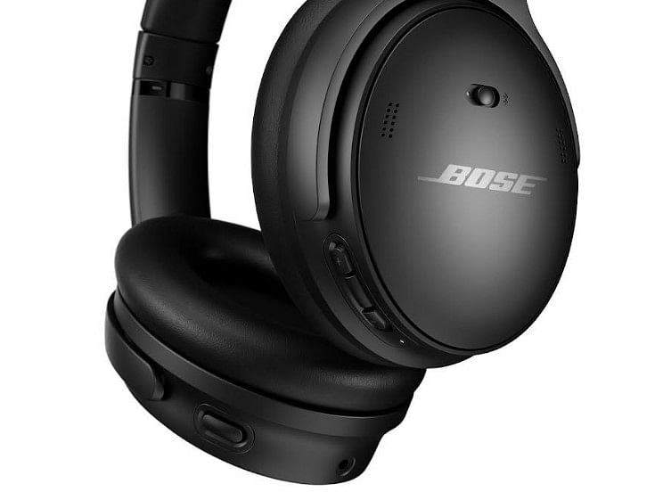 The QuietComfort 45 headphones. Credit: Bose