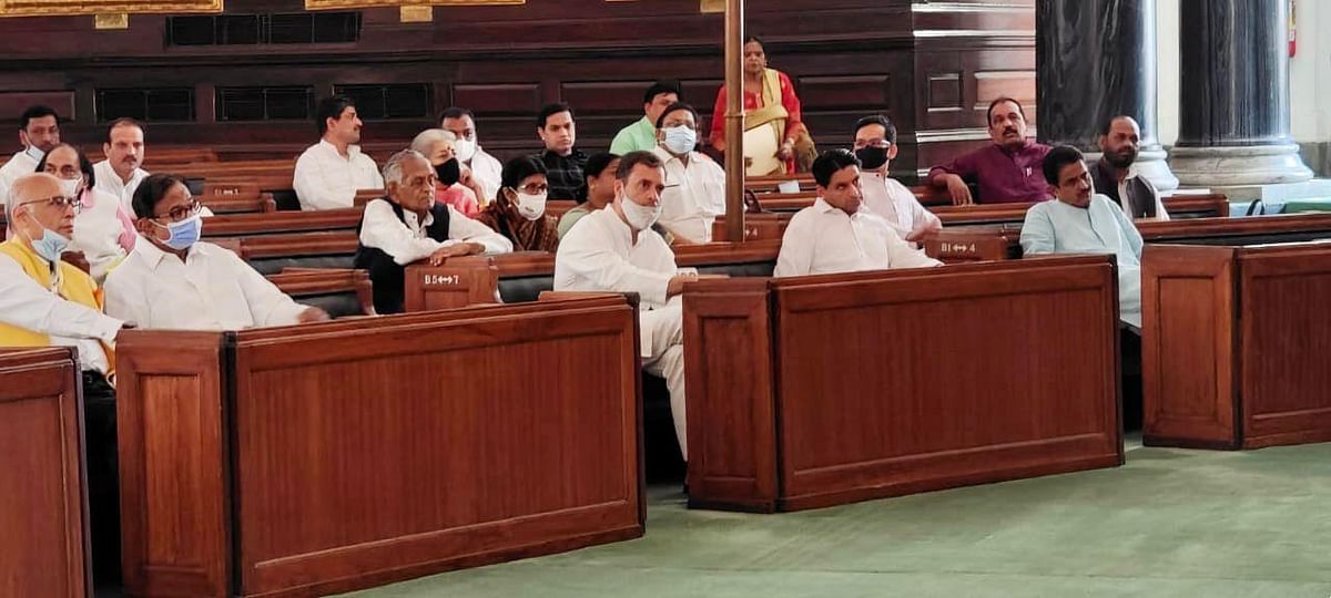 Former INC president Rahul Gandi with Congress leaders at CCP meeting in New Delhi. Credit: Special Arrangement