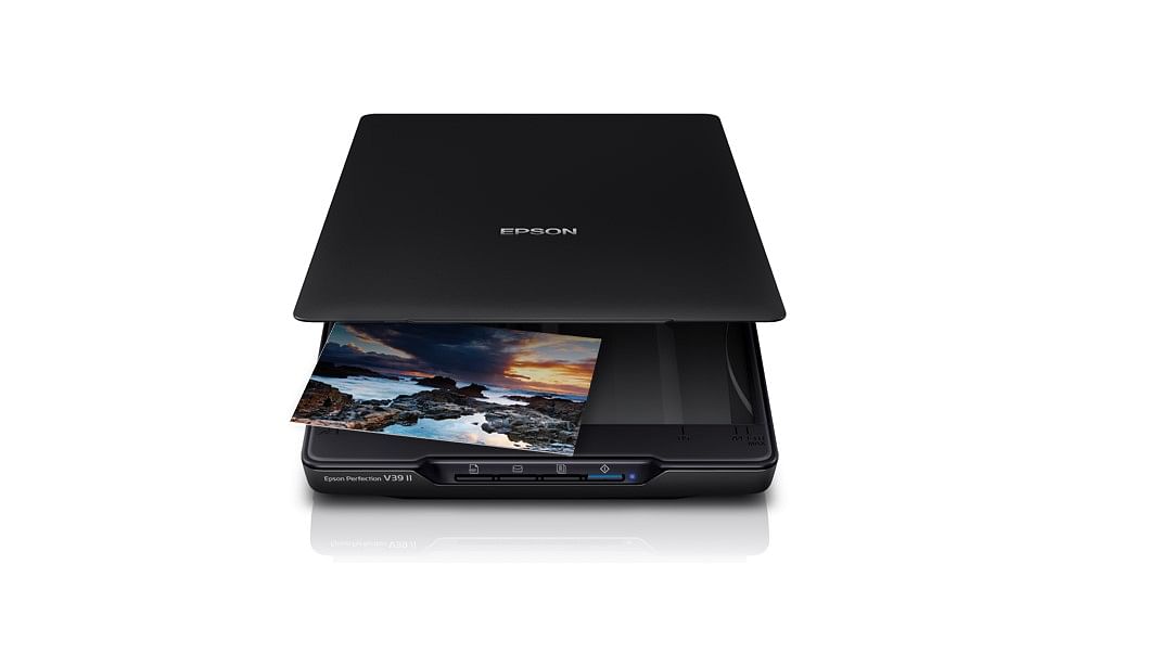 Epson Perfection V39II flatbed document and photo scanner. Credit: Epson