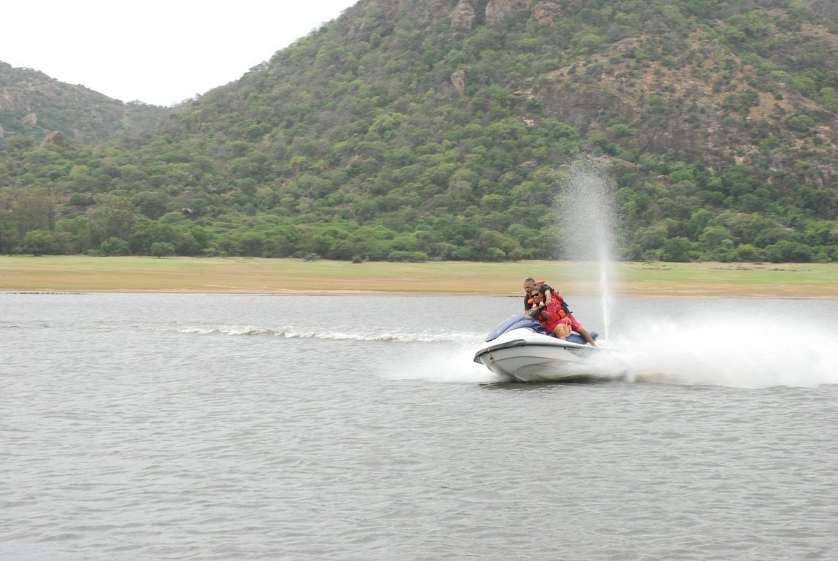 Jet-skiing in Thirumurthy Reservoir