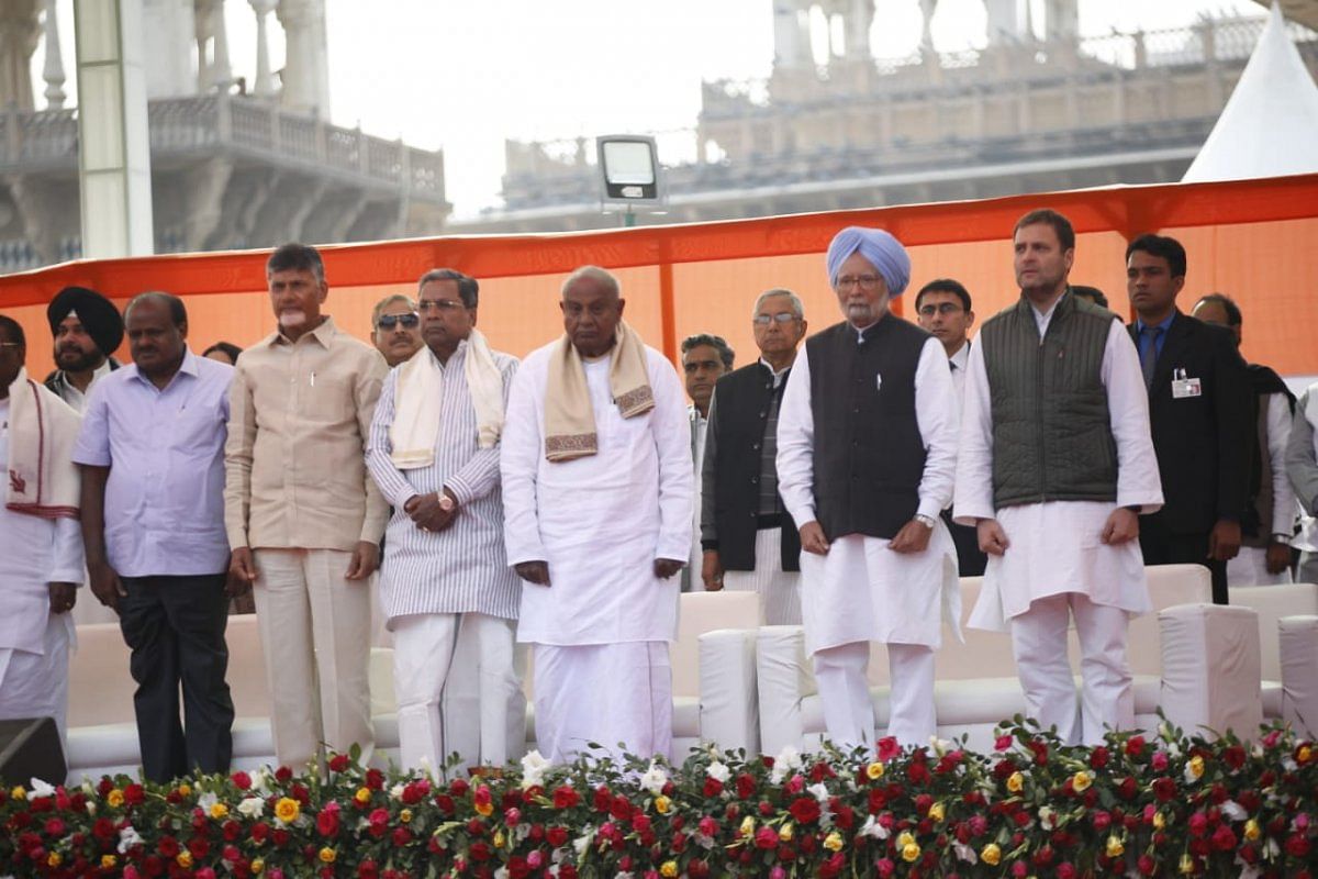 Leaders of various opposition parties with Congress President Rahul Gandhi and former prime minister Manmohan Singh. (Photo by Suman Sarkar)