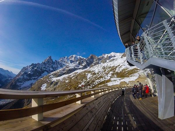 Le Pavilion Skyway deck overlooking Mont Blanc Courmayeur, Italy