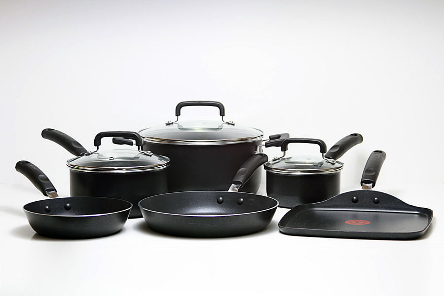 Non-stick cookware. Picture credit: flickr.com/ Your Best Digs