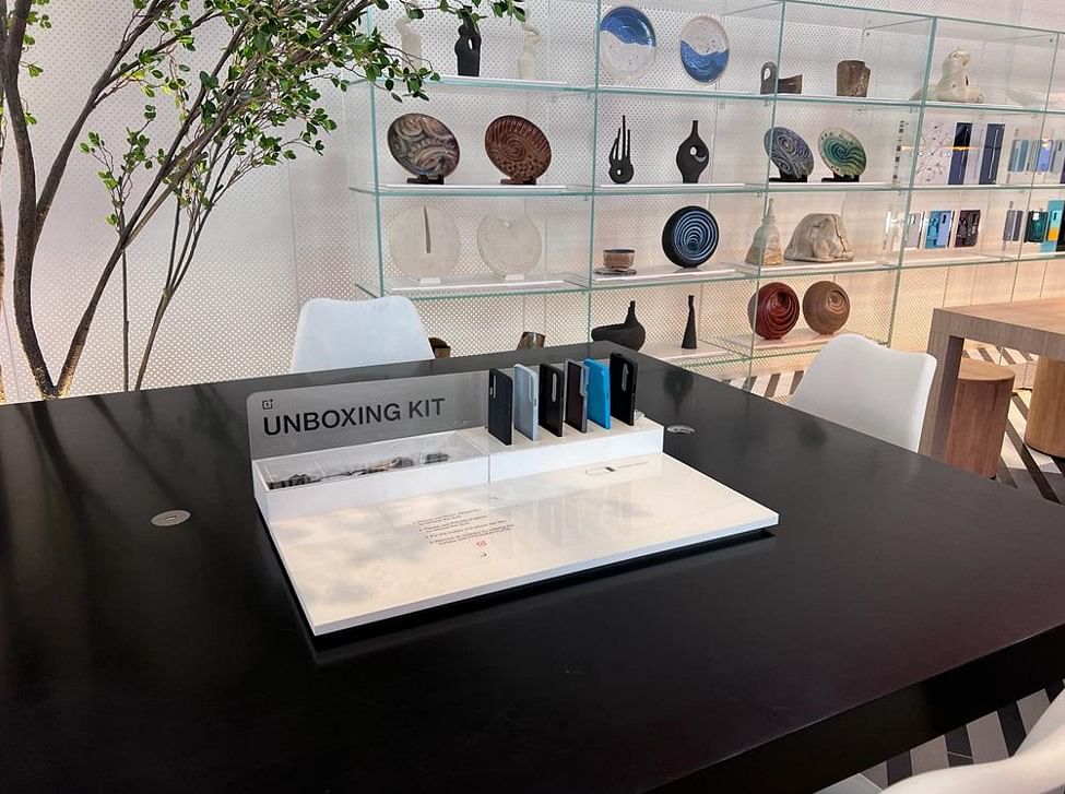 Unboxing table for the customers to set up their newly bought OnePlus devices. Credit: DH Photo/KVN Rohit