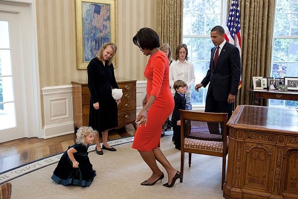 Pete Souza’s picture from the White House archives.