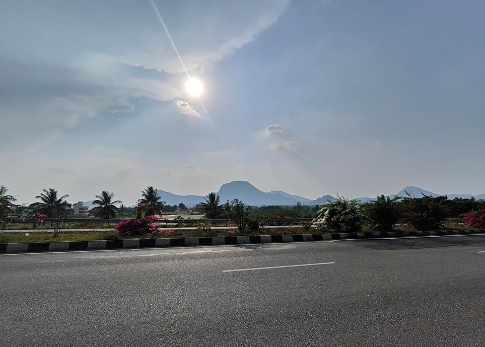 Realme GT 2 Pro's camera sample with ultra-wide-angle mode. Credit: DH Photo/KVN Rohit