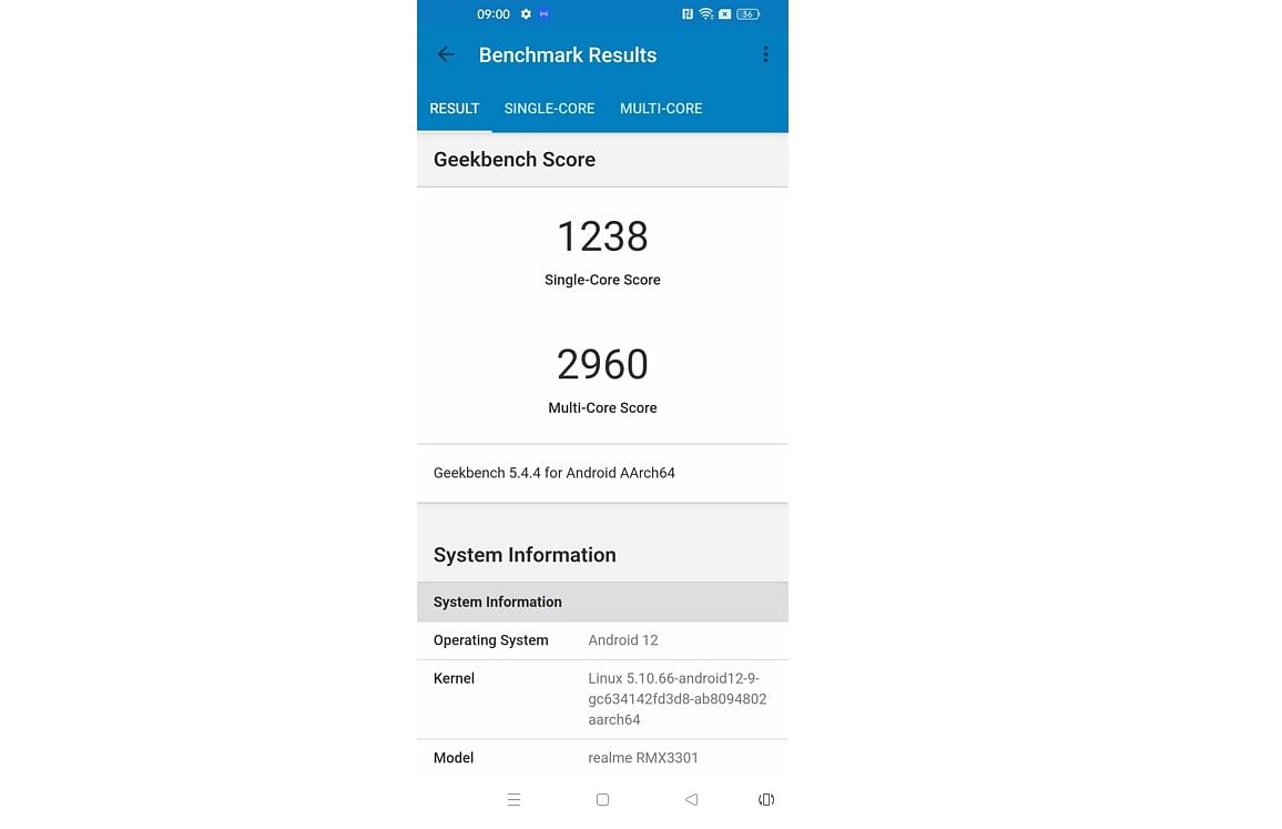 Realme GT 2 Pro's single-core and multi-core test scores on the Geekbench performance app.