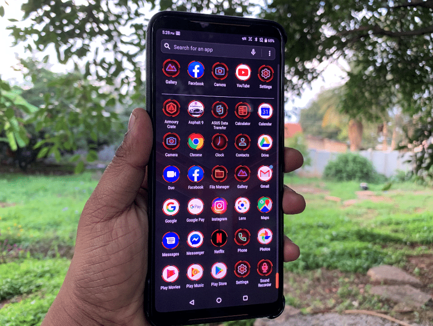 Asus ROG Phone 2 comes with Android 9.0 Pie OS with a lot of third-party apps (DH Photo/Rohit KVN)