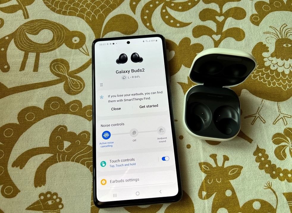 Galaxy Buds2 can be paired with an Android phone using the Galaxy Wearable app. Credit: DH Photo/KVN Rohit