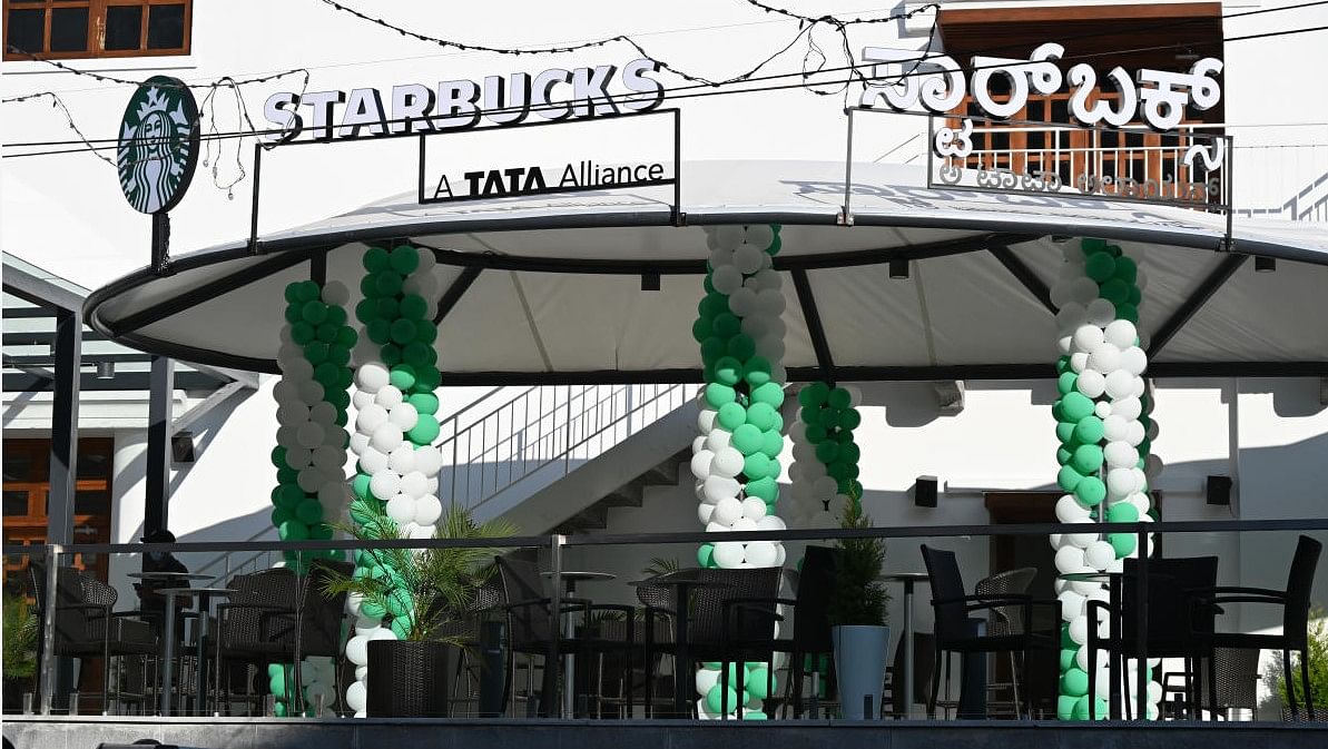 Starbucks opened at Samsung Opera House. Credit: DH Photo/ B K Janardhan