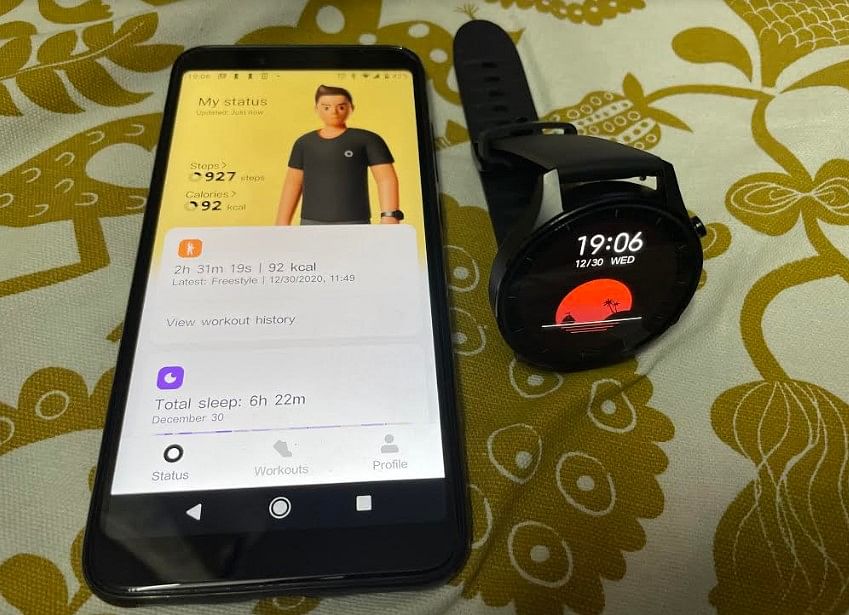Xiaomi Mi Watch Revolve paired to Android One phone via Xiaomi Wear app. Credit: DH Photo/KVN Rohit