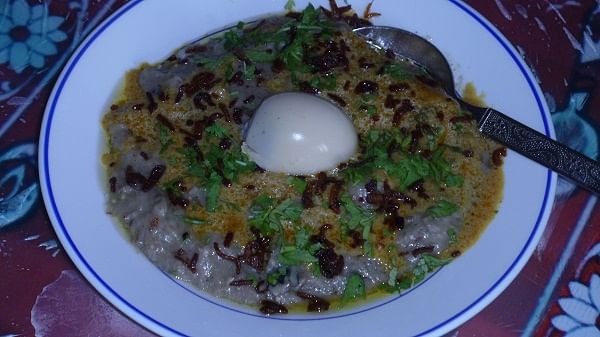 A bowl of haleem