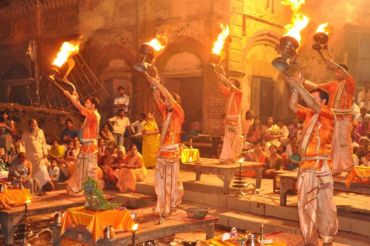 The world-famous evening aarti in Varanasi