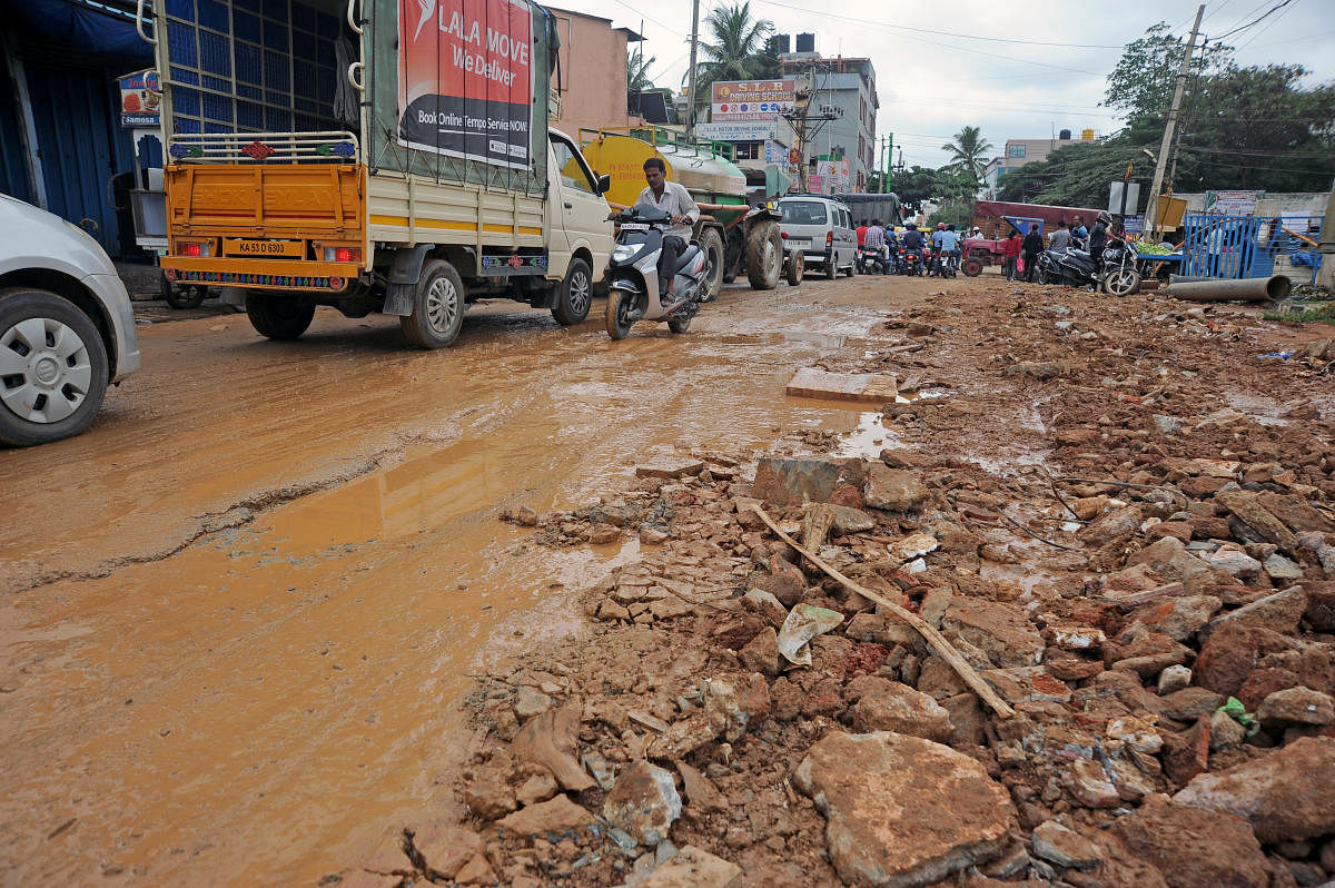 A road in Kalkere, Horamavu. Residents are irked by KR Puram MLA Byrathi Basavaraj’s ‘no-response’ attitude. DH FILE PHOTO