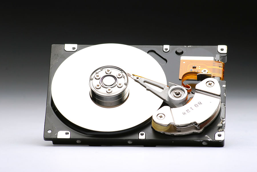Inside a hard disk drive. Picture credit: pixabay.com/ tvjoern
