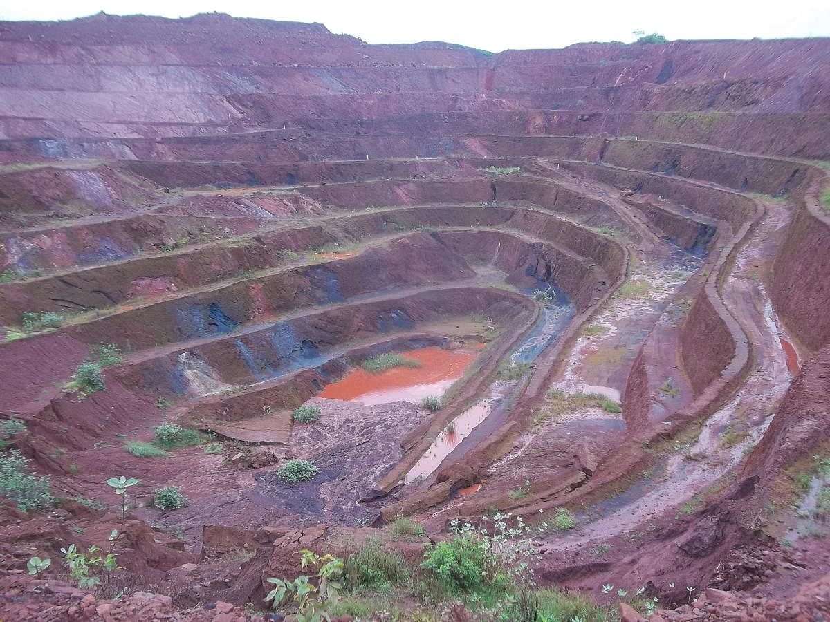 A ‘C’ category mine in Sandur which has been auctioned and which will soon be operational. (Photo by V M Nagabhushana)
