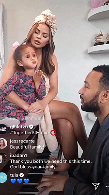 John Legend’s concert featuredhis wife Chrissy Tiegen and daughterLuna. He played a song from Beautyand the Beast, on Luna’s request.