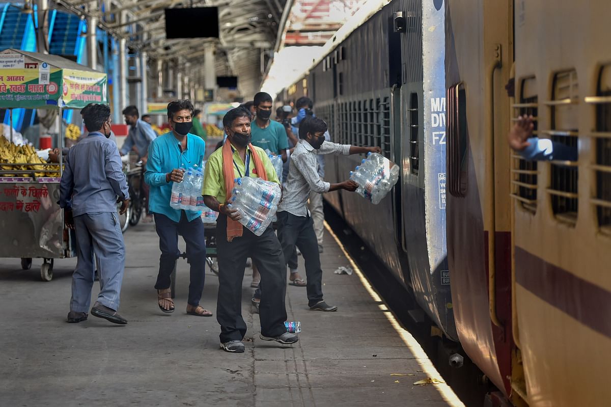 Coronavirus Lockdown: Migrant worker dies on Shramik train in UP