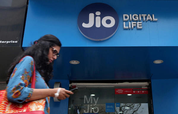 Silver Lake invests another Rs 4,546.80 crore in Jio for 2.08%