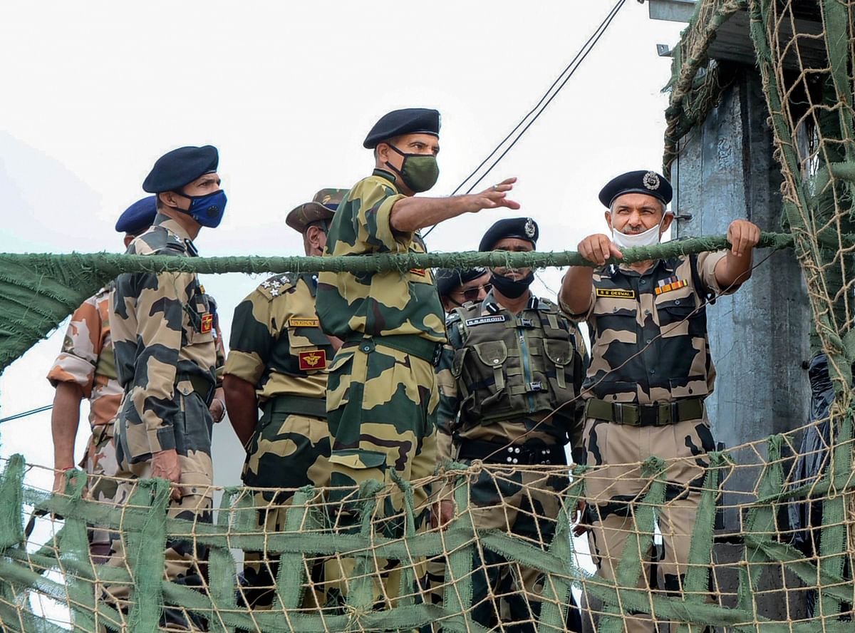 BSF chief to review security along Indo-Pak border in Kutch