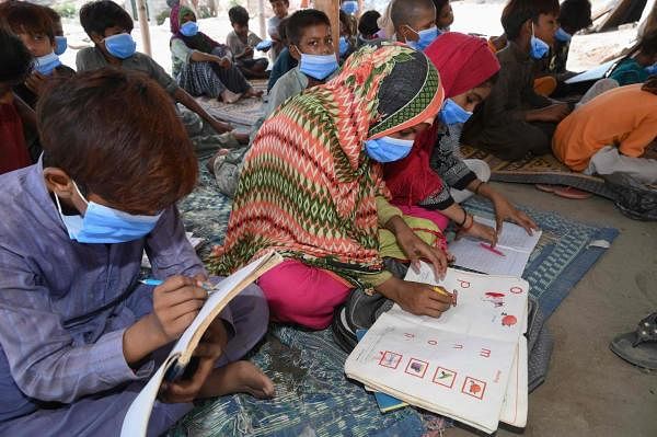 Pakistan records 2,752 new coronavirus cases, tally reaches 2,46,351; death toll 5,123