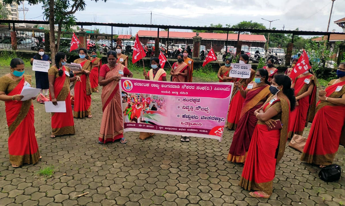 Anganwadi workers stage protest in Manipal