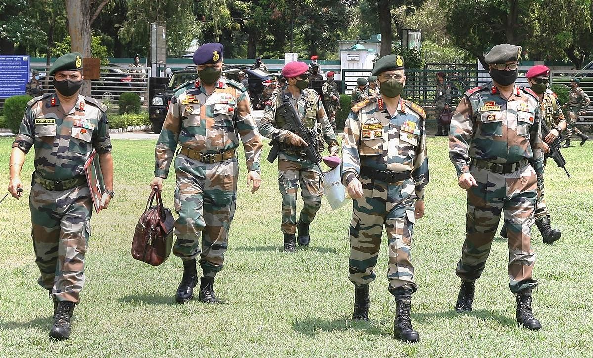 Armed forces get special powers for capital procurement worth Rs 300 cr