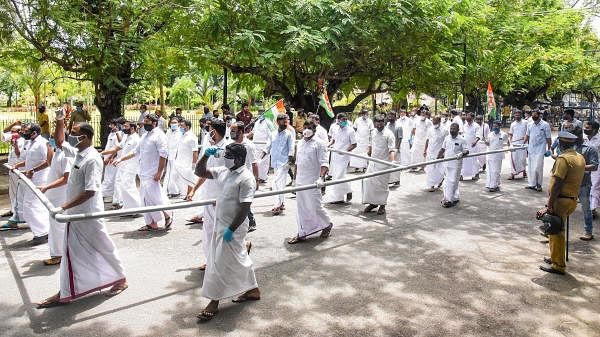 Kerala HC bans agitations, processions in state till July 31