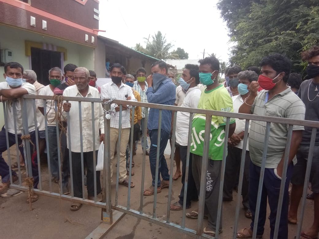 Karnataka: Kittur Covid-19 containment zone residents demand essentials