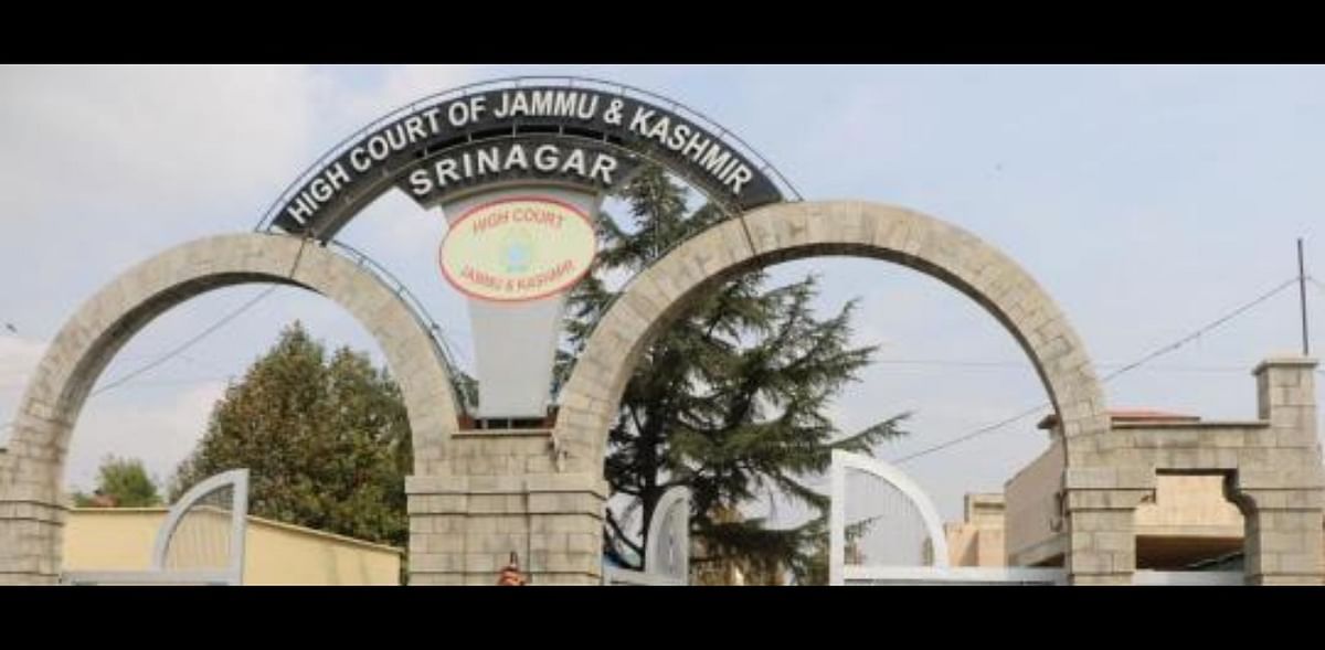 Jammu and Kashmir administration agrees to release Kashmir Bar leader 