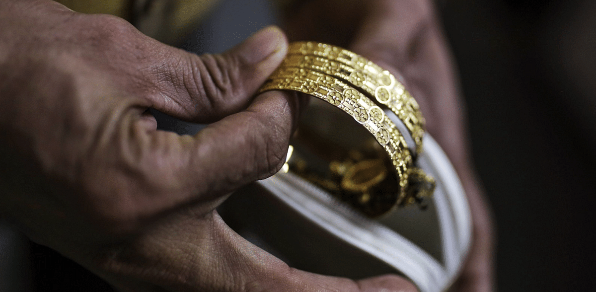 India considers amnesty for citizens hoarding gold illegally