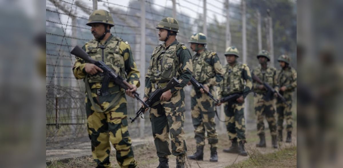 Indian Army foils infiltration bid by militants along LoC