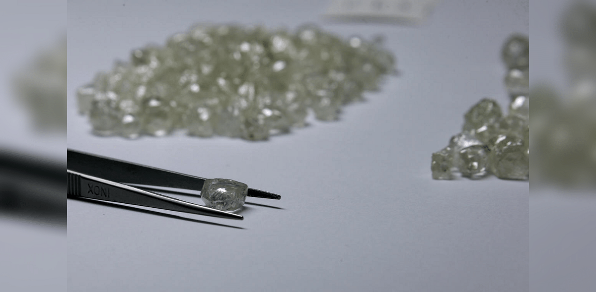 More relaxations for Surat diamond units, textile markets
