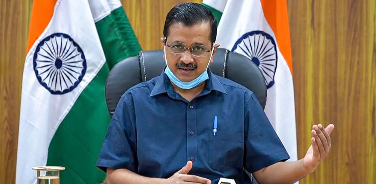 Arvind Kejriwal gives cheque for Rs 1 crore to family members of medical practitioner who died of Covid-19