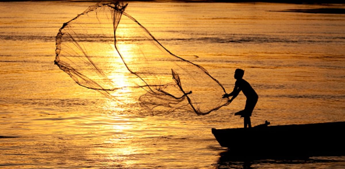 Seven Tamil Nadu fishermen go missing amid rough sea conditions