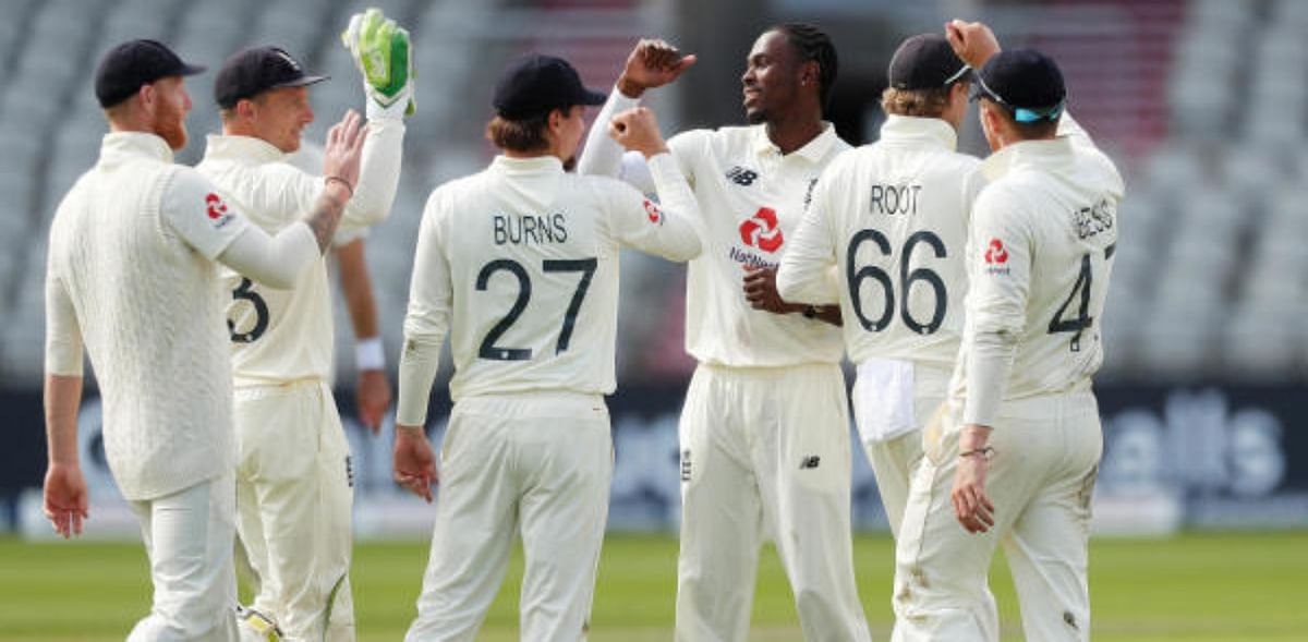 England take 3 wickets as Pakistan limited to 187-5 at lunch