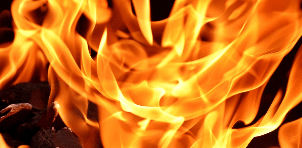 Security guard killed in Noida factory fire