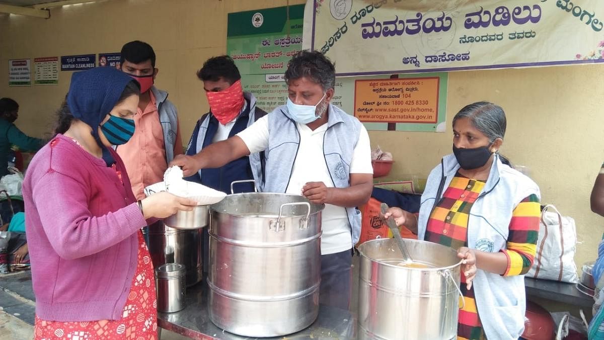 This organisation serves lunch to pregnant women