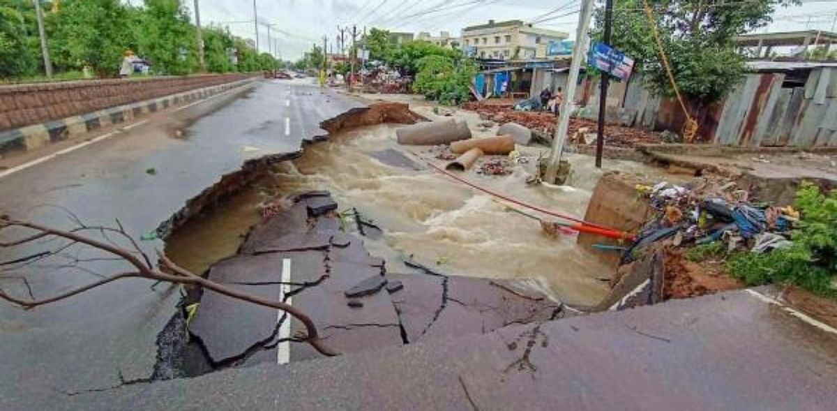 Normal life affected in parts of Telangana due to heavy rains