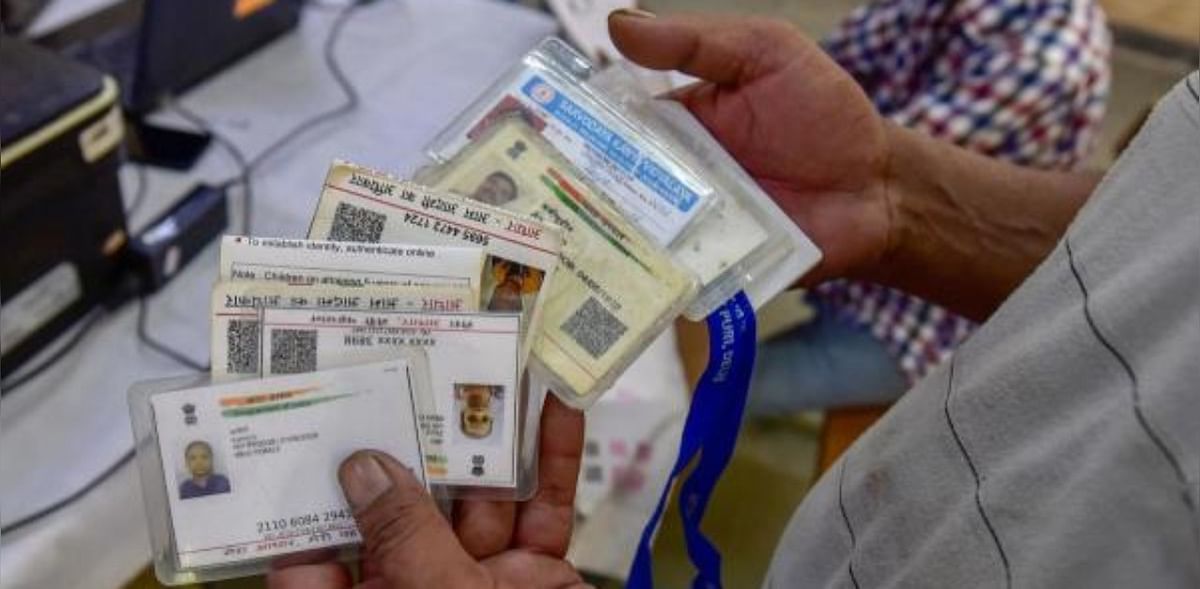 Pay Rs 100 every time you update your Aadhaar: UIDAI