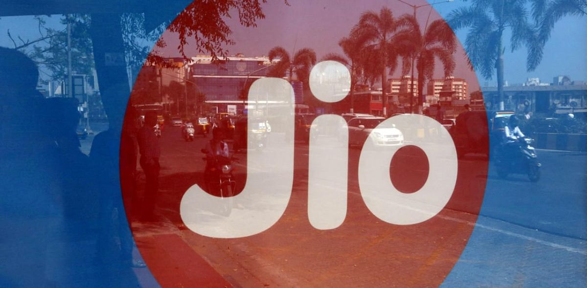 JioFiber rolls out new broadband plans starting at Rs 399, bundles Netflix too