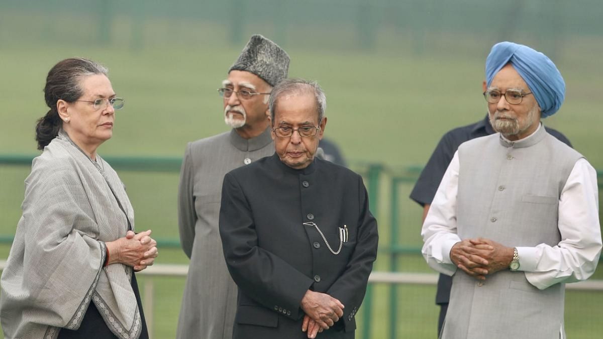 The Pranab Mukherjee-Gandhi family relationship remained complicated to the end