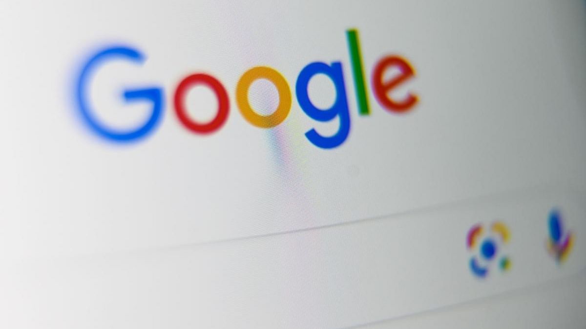 Italy launches probe into Google, Apple cloud services