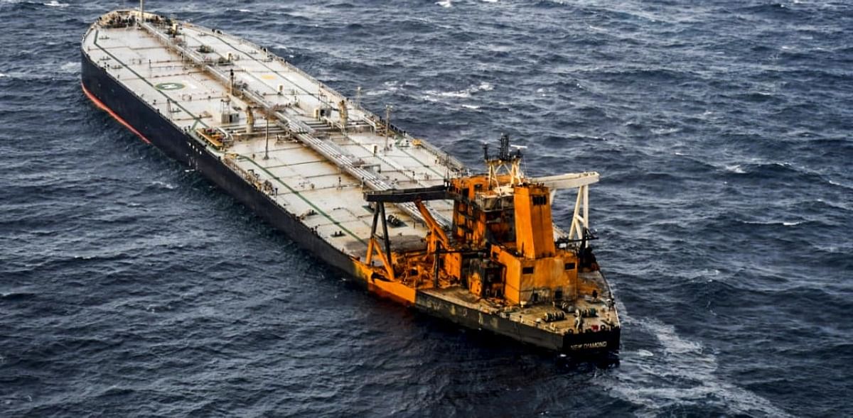 Sri Lankan Navy towed fire-stricken tanker to sea amid strengthening wind