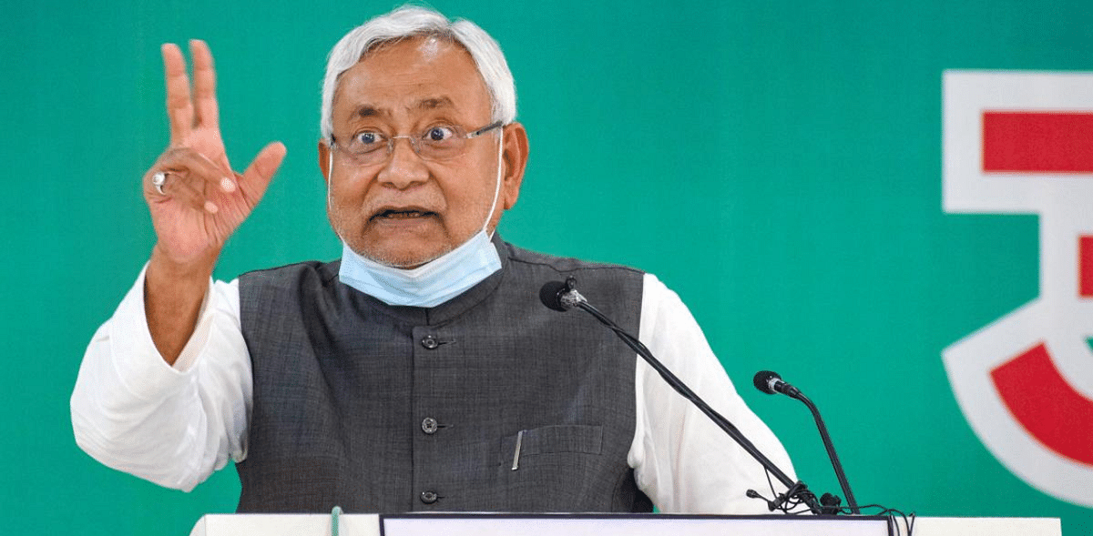 Nitish Kumar speaks to Naveen Patnaik, seeks support for Harivansh Singh for Rajya Sabha deputy chairman post