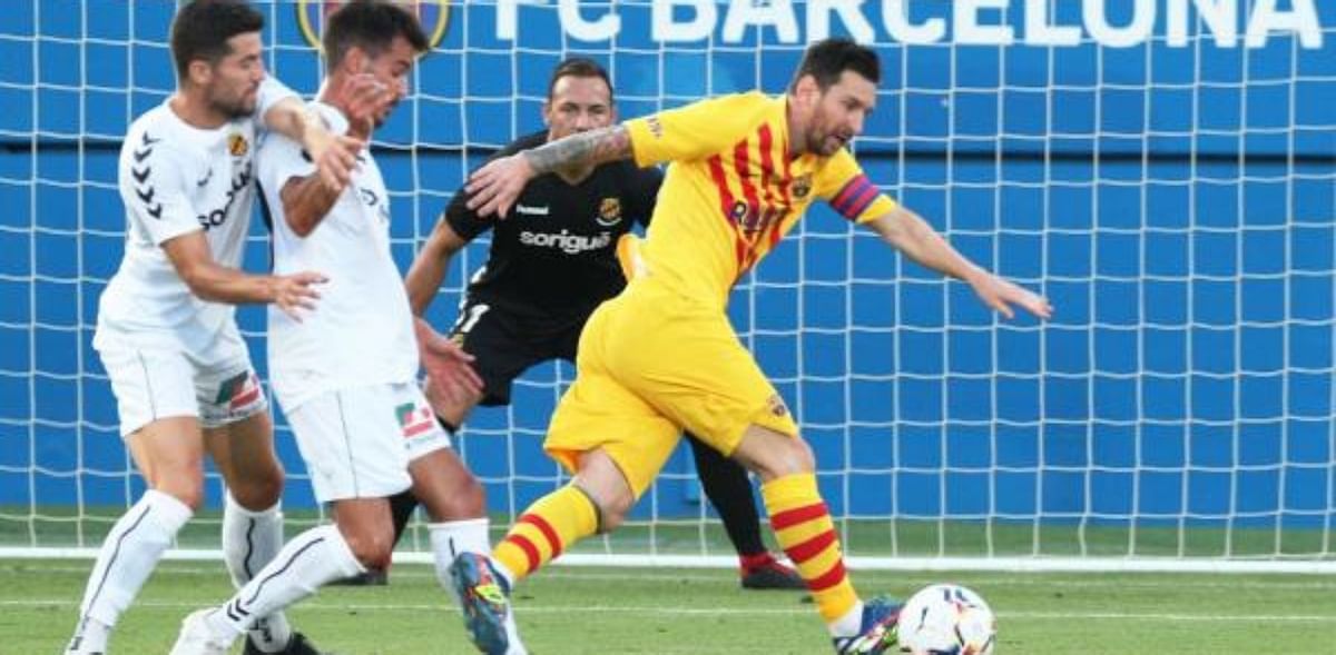 Lionel Messi plays 45 minutes in Barca friendly win as La Liga kicks off