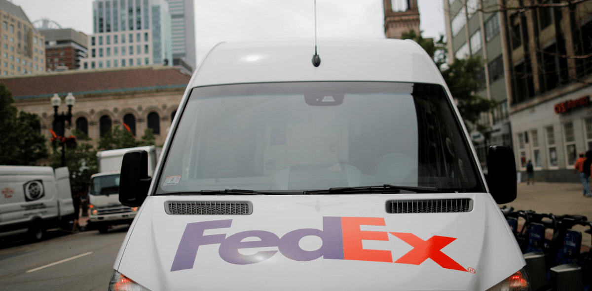 FedEx wrings out profit as coronavirus-fuelled ecommerce deliveries surge